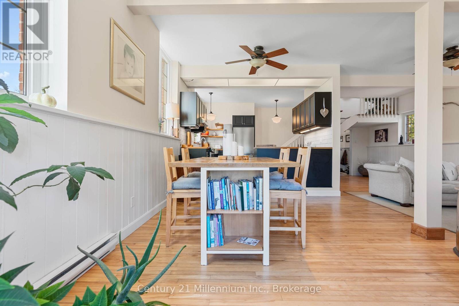 404223 Concession 20, Georgian Bluffs, Ontario N0H 1S0 - Photo 19 - X12550912