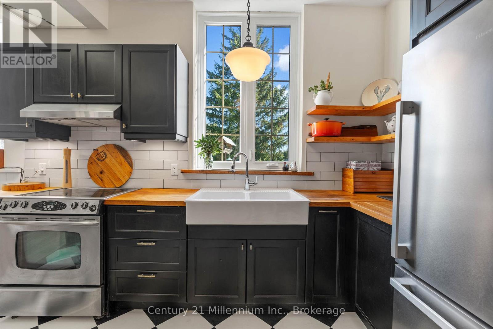 404223 Concession 20, Georgian Bluffs, Ontario N0H 1S0 - Photo 23 - X12550912