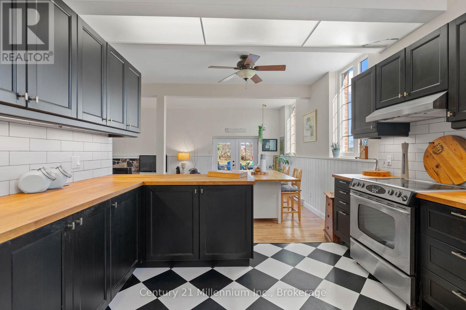 404223 Concession 20, Georgian Bluffs, Ontario N0H 1S0 - Photo 25 - X12550912