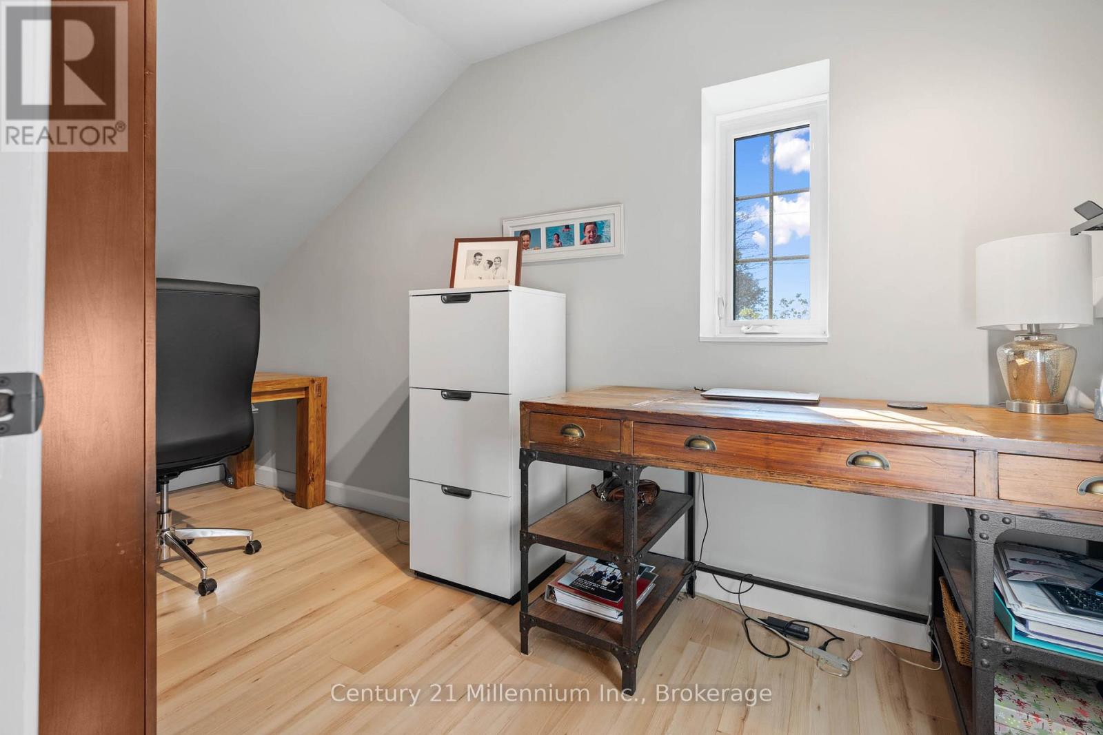 404223 Concession 20, Georgian Bluffs, Ontario N0H 1S0 - Photo 32 - X12550912