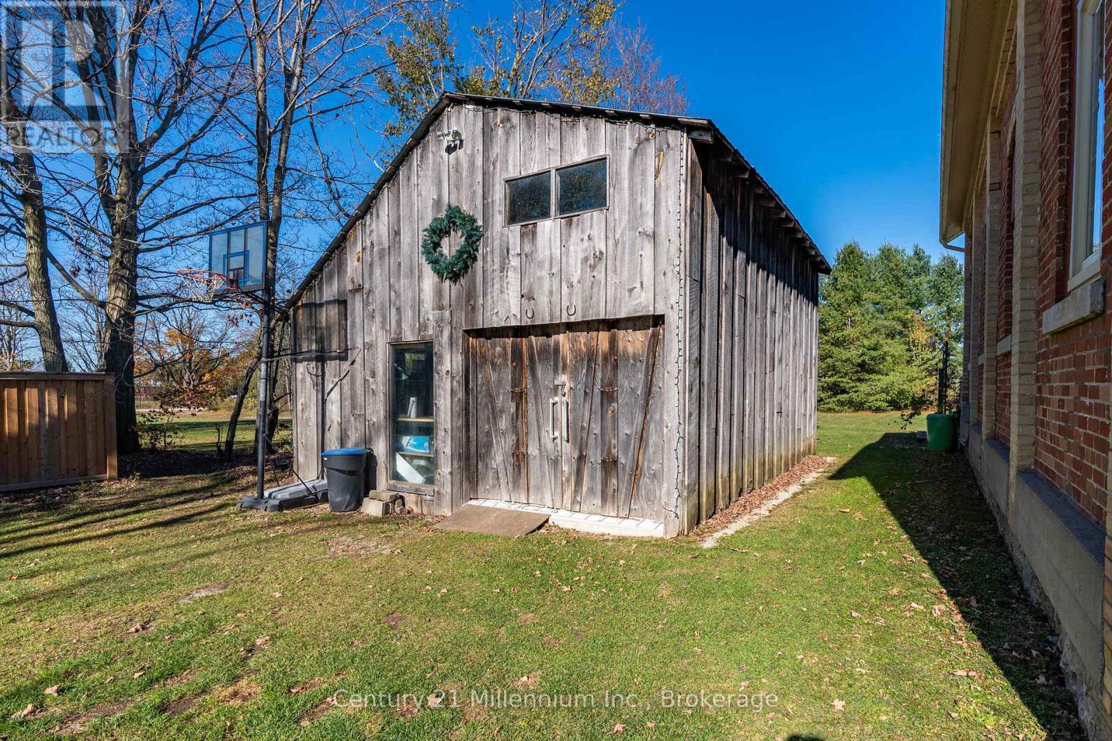 404223 Concession 20, Georgian Bluffs, Ontario N0H 1S0 - Photo 42 - X12550912