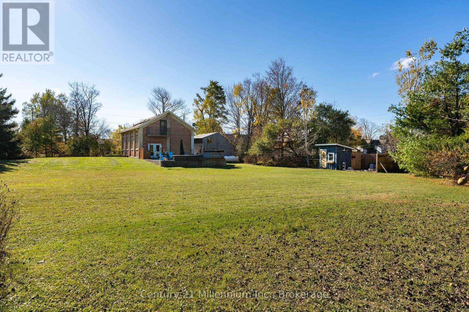 404223 Concession 20, Georgian Bluffs, Ontario N0H 1S0 - Photo 43 - X12550912