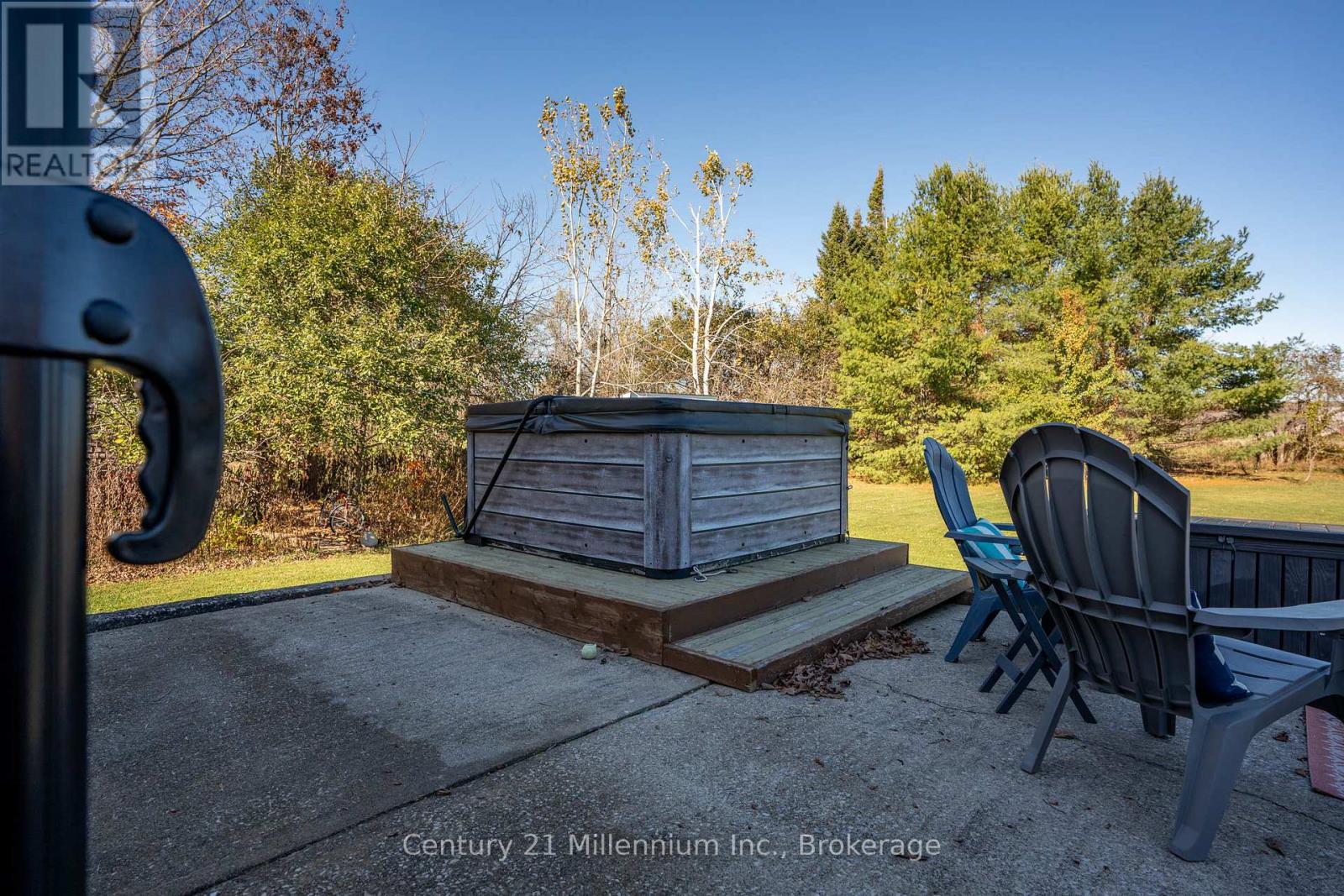 404223 Concession 20, Georgian Bluffs, Ontario N0H 1S0 - Photo 49 - X12550912