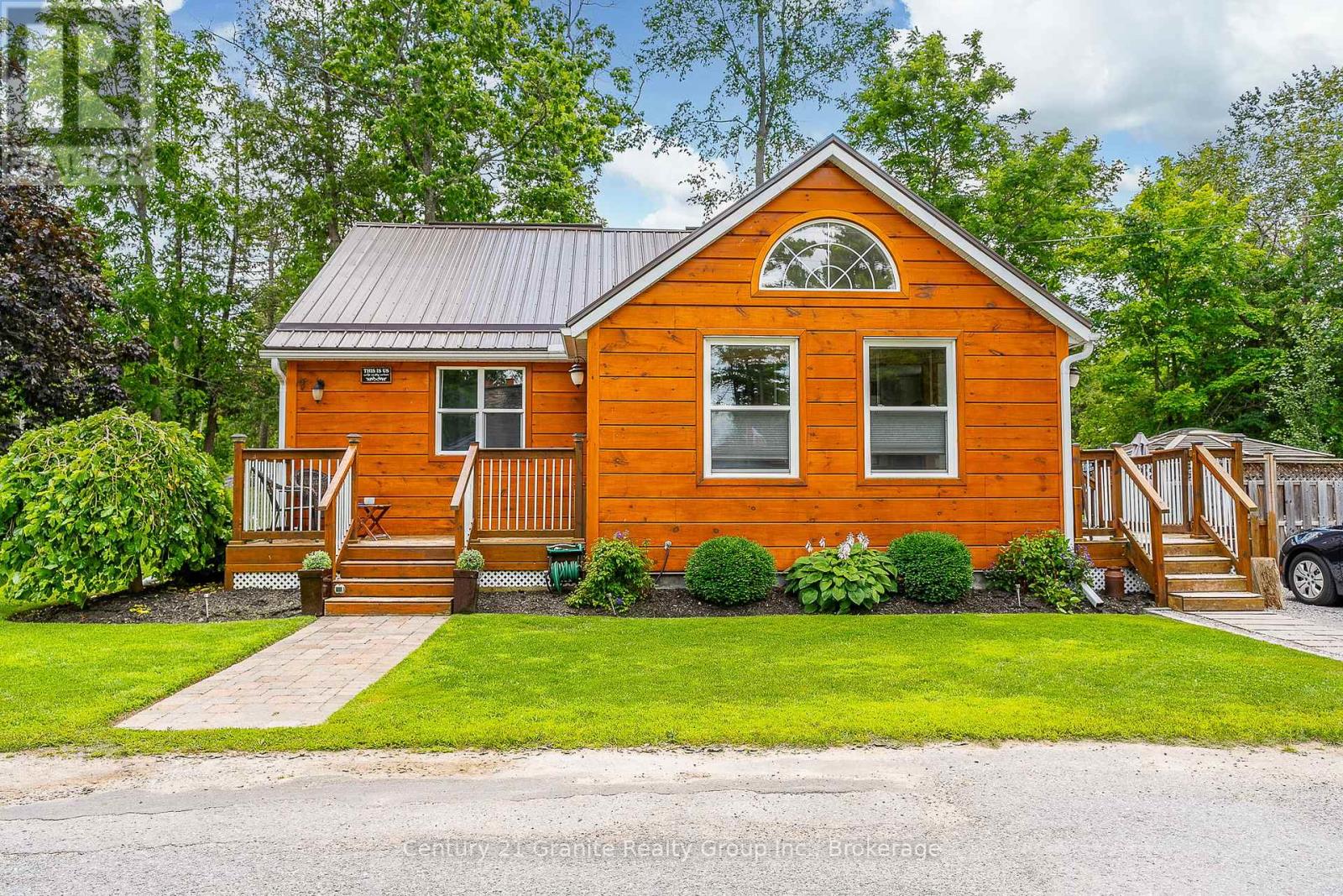 3 LAMBS LANE, Kawartha Lakes, Ontario