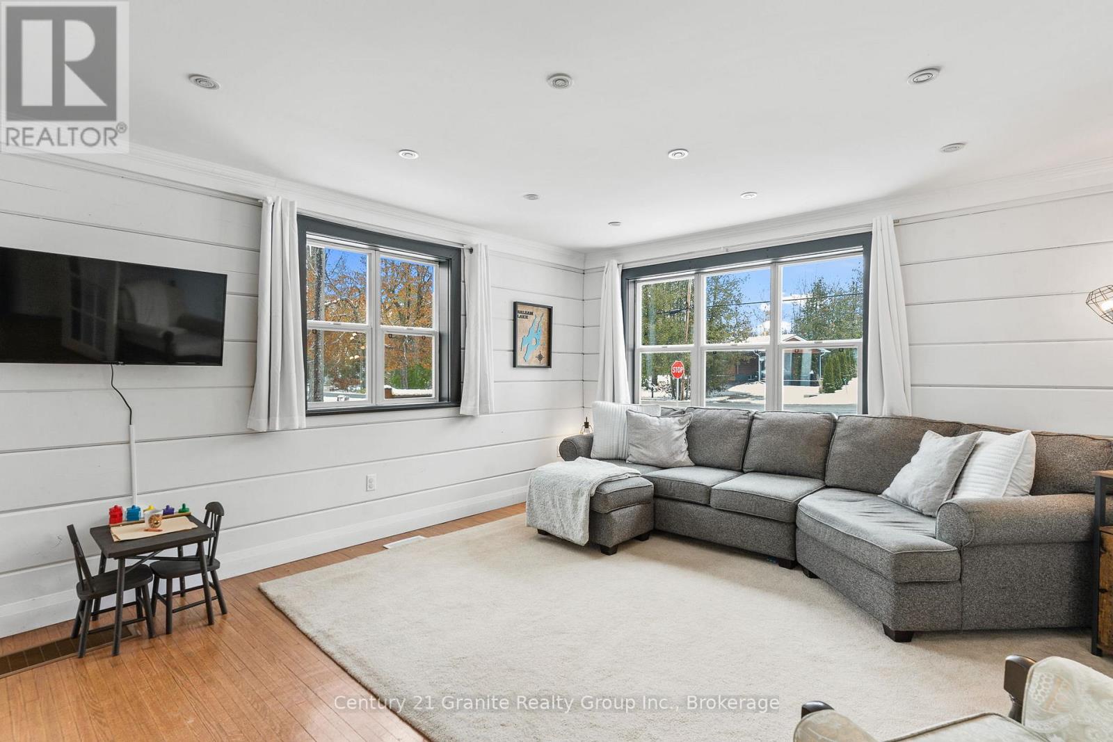 3 Lambs Lane, Kawartha Lakes, Ontario K0M 1G0 - Photo 14 - X12550920