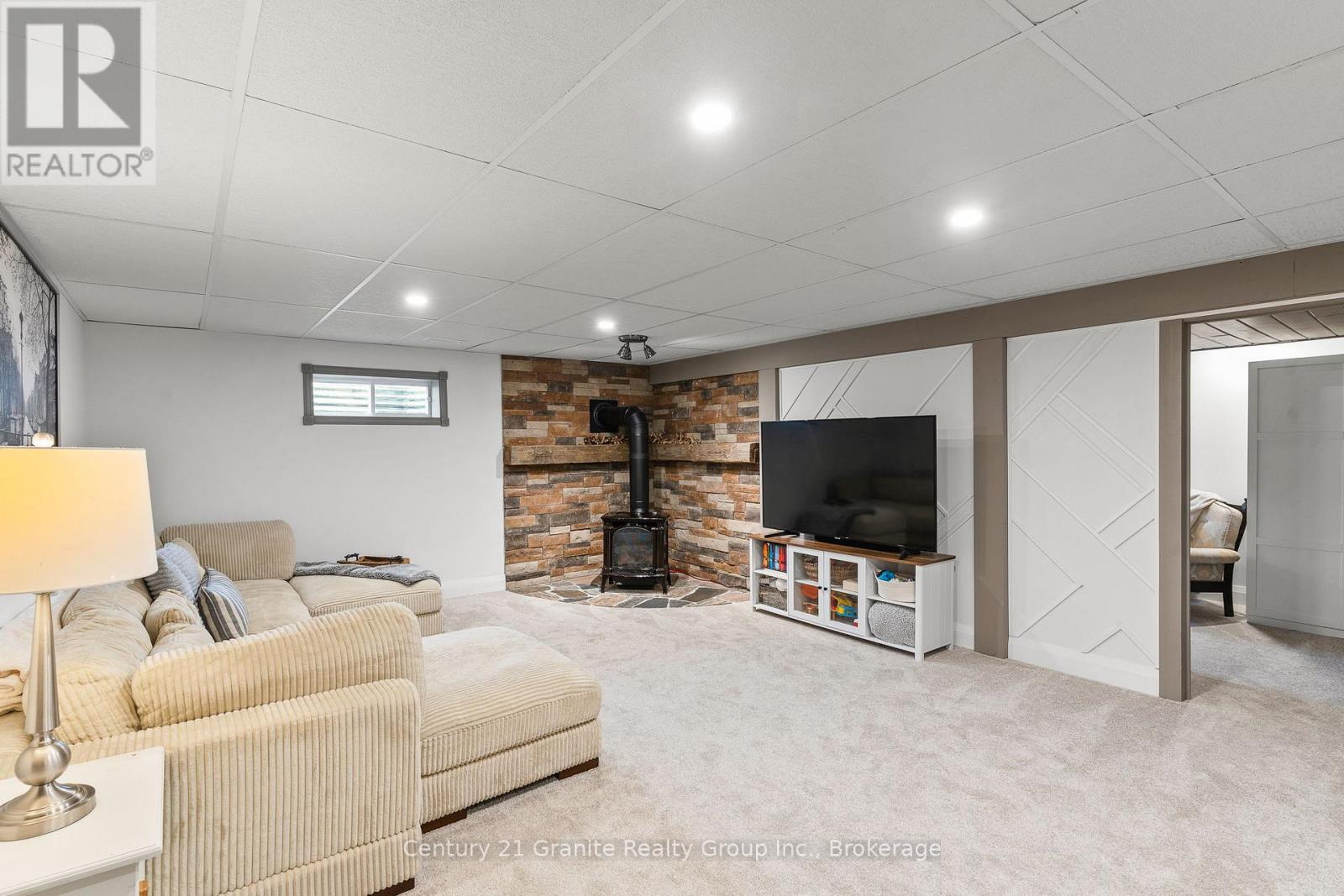 3 Lambs Lane, Kawartha Lakes, Ontario K0M 1G0 - Photo 25 - X12550920