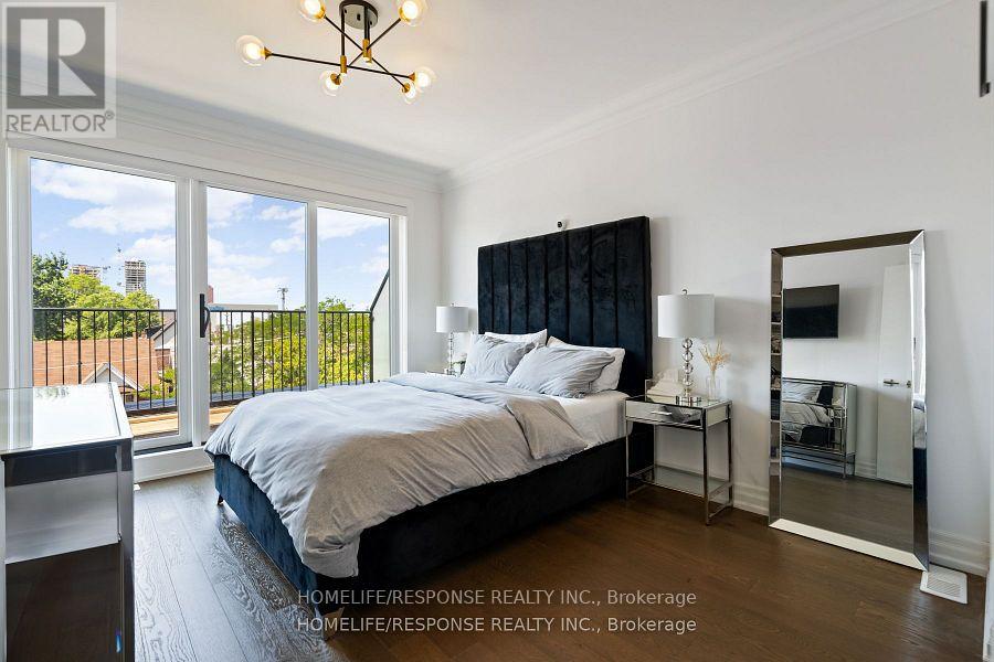 317 Westmoreland Avenue, Toronto, Ontario  M6H 3A4 - Photo 17 - W12550594