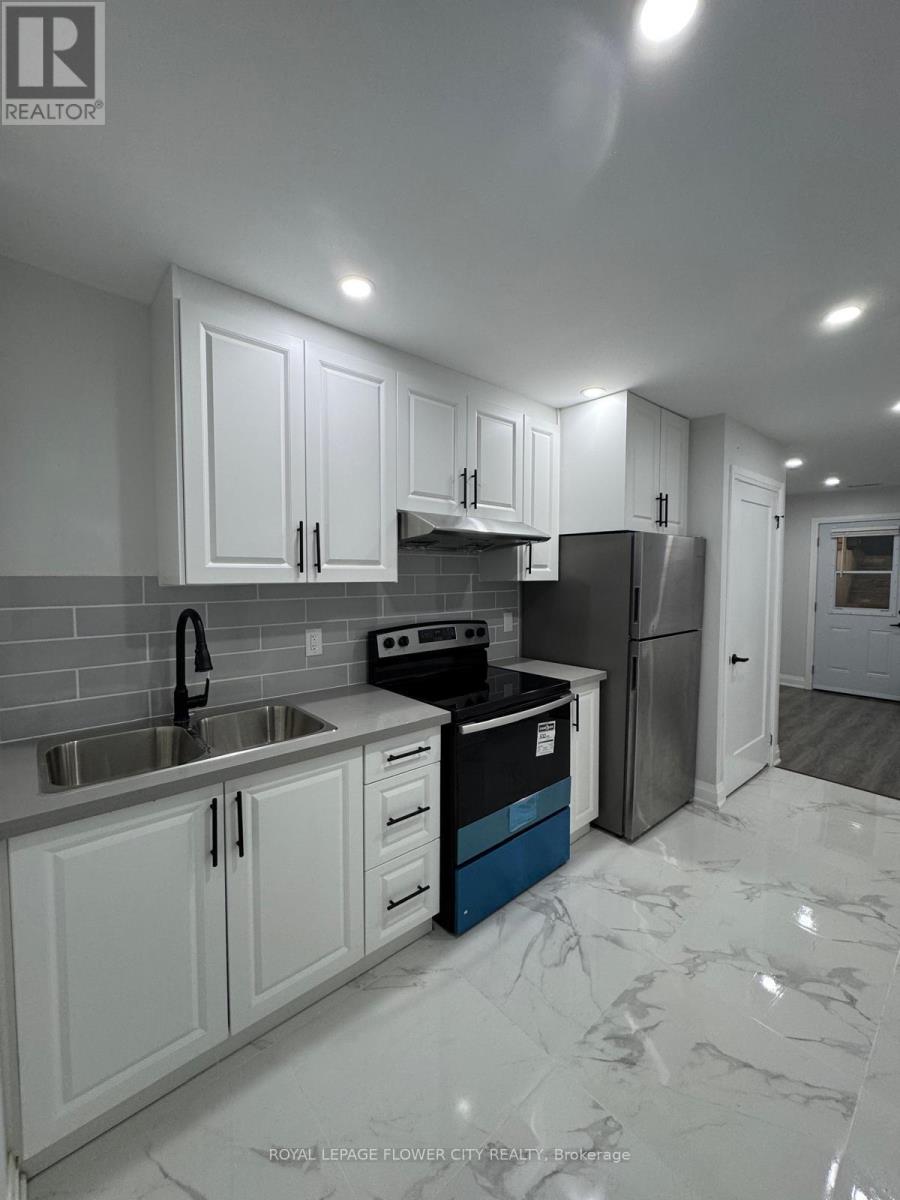 #bsmt - 414 Perth Avenue, Toronto, Ontario  M6P 3Y6 - Photo 2 - W12550600