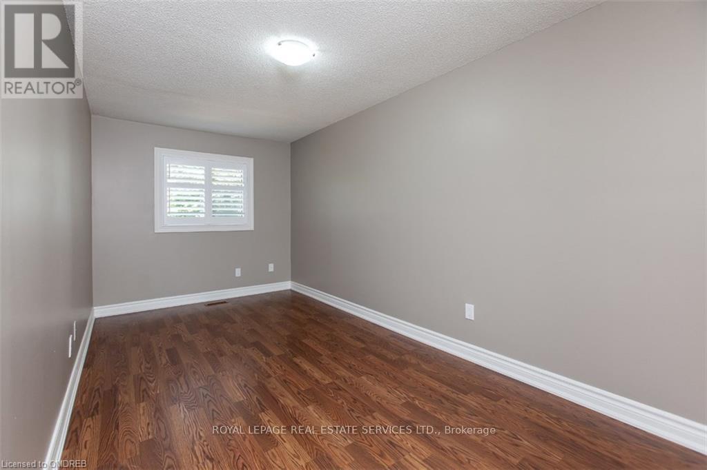 237 Ross Lane, Oakville, Ontario  L6H 5E6 - Photo 14 - W12550614