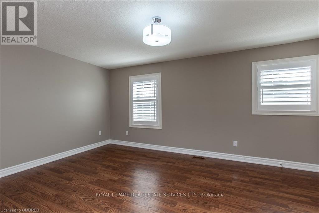 237 Ross Lane, Oakville, Ontario  L6H 5E6 - Photo 16 - W12550614
