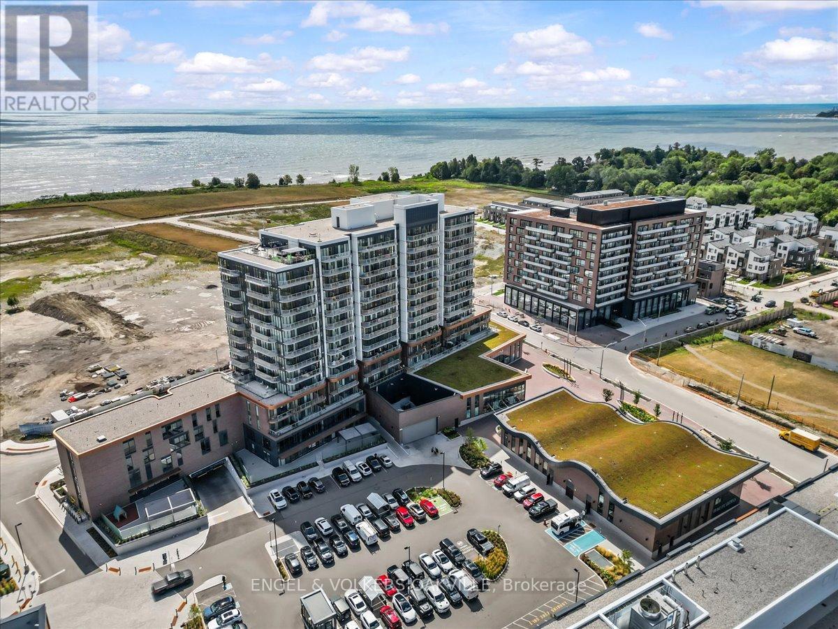 327 - 220 Missinnihe Way, Mississauga, Ontario  L5H 0A9 - Photo 2 - W12550624