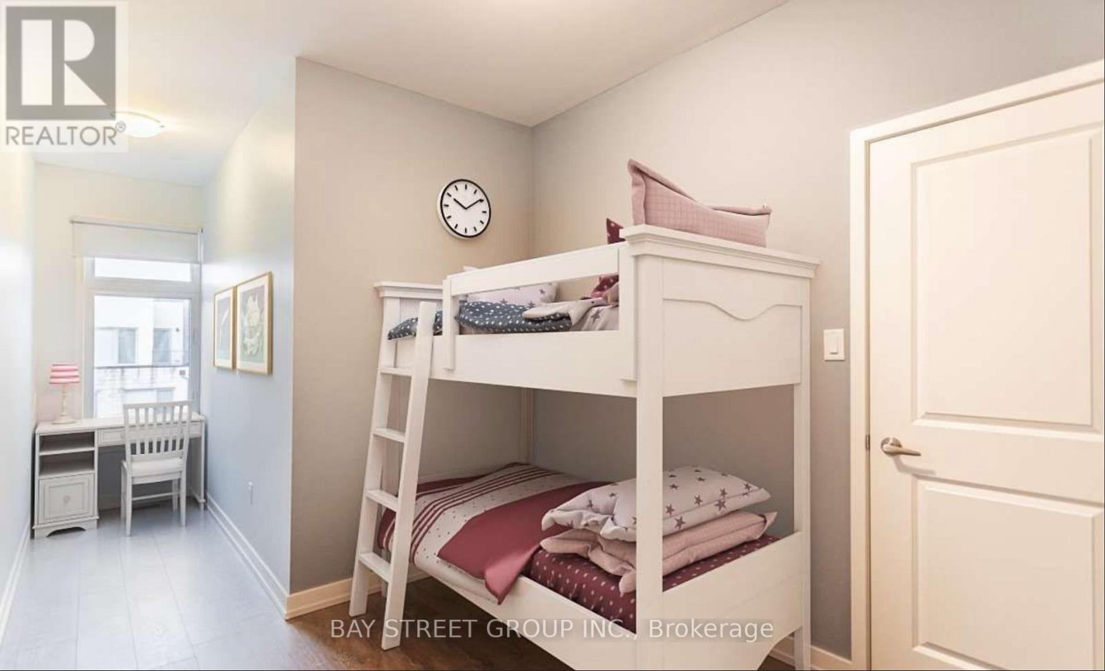 219 Huguenot Road, Oakville, Ontario  L6H 7C3 - Photo 24 - W12550648