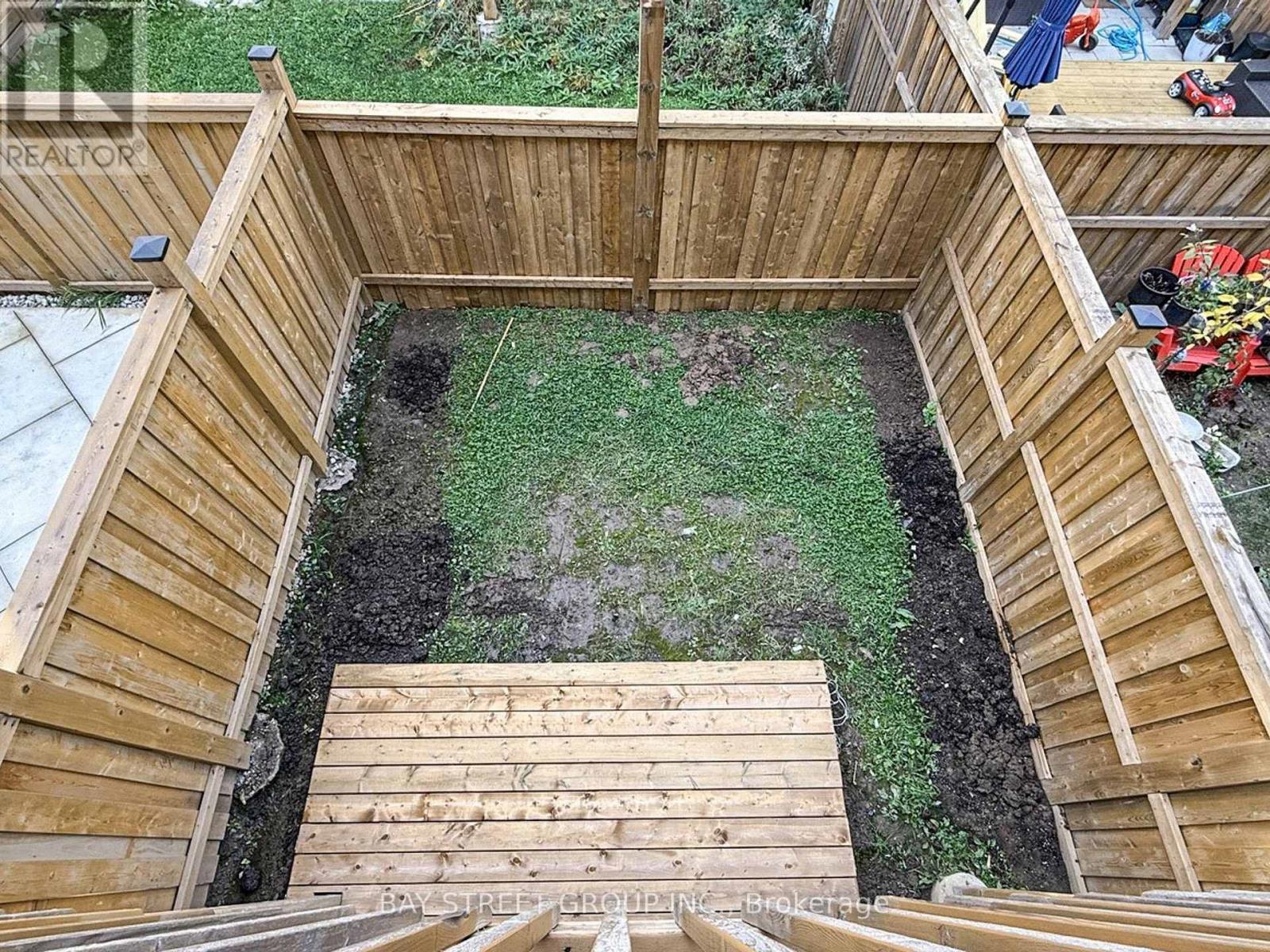 219 Huguenot Road, Oakville, Ontario  L6H 7C3 - Photo 42 - W12550648