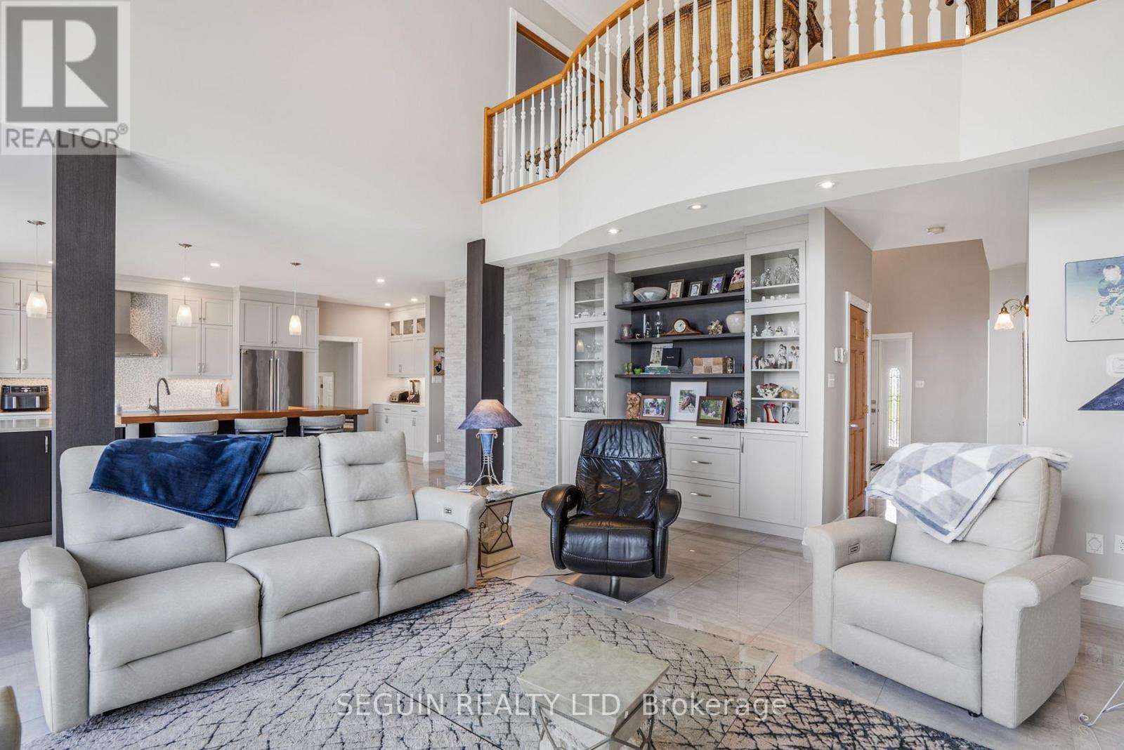 3519 Front Road, East Hawkesbury, Ontario K6A 2R2 - Photo 17 - X12550738