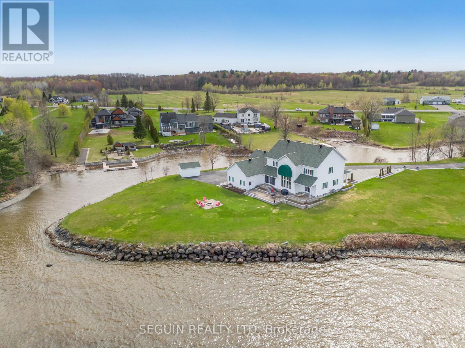 3519 Front Road, East Hawkesbury, Ontario K6A 2R2 - Photo 45 - X12550738