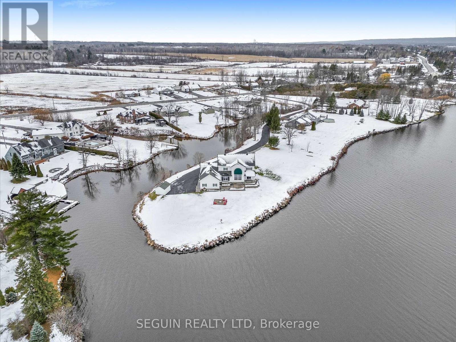 3519 Front Road, East Hawkesbury, Ontario K6A 2R2 - Photo 7 - X12550738