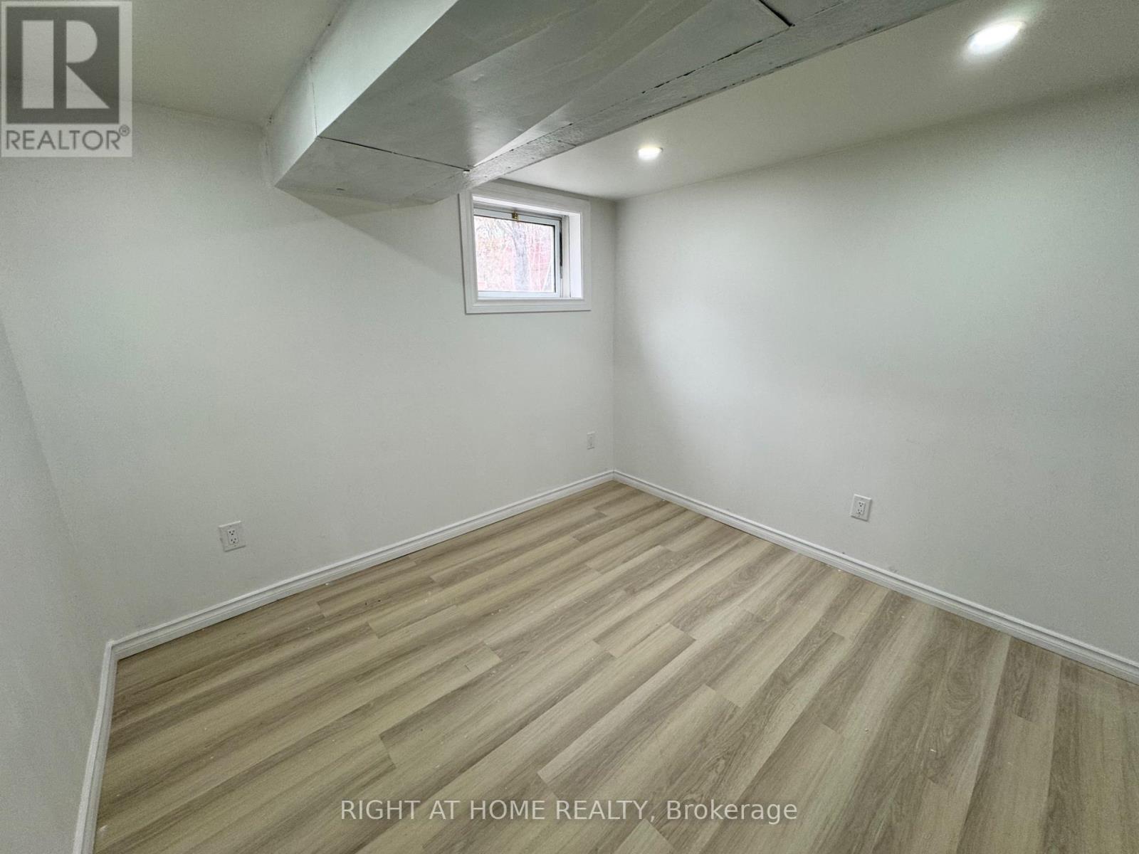 Bsmnt - 1395 Dougall Avenue, Windsor, Ontario  N8X 1R6 - Photo 12 - X12550628