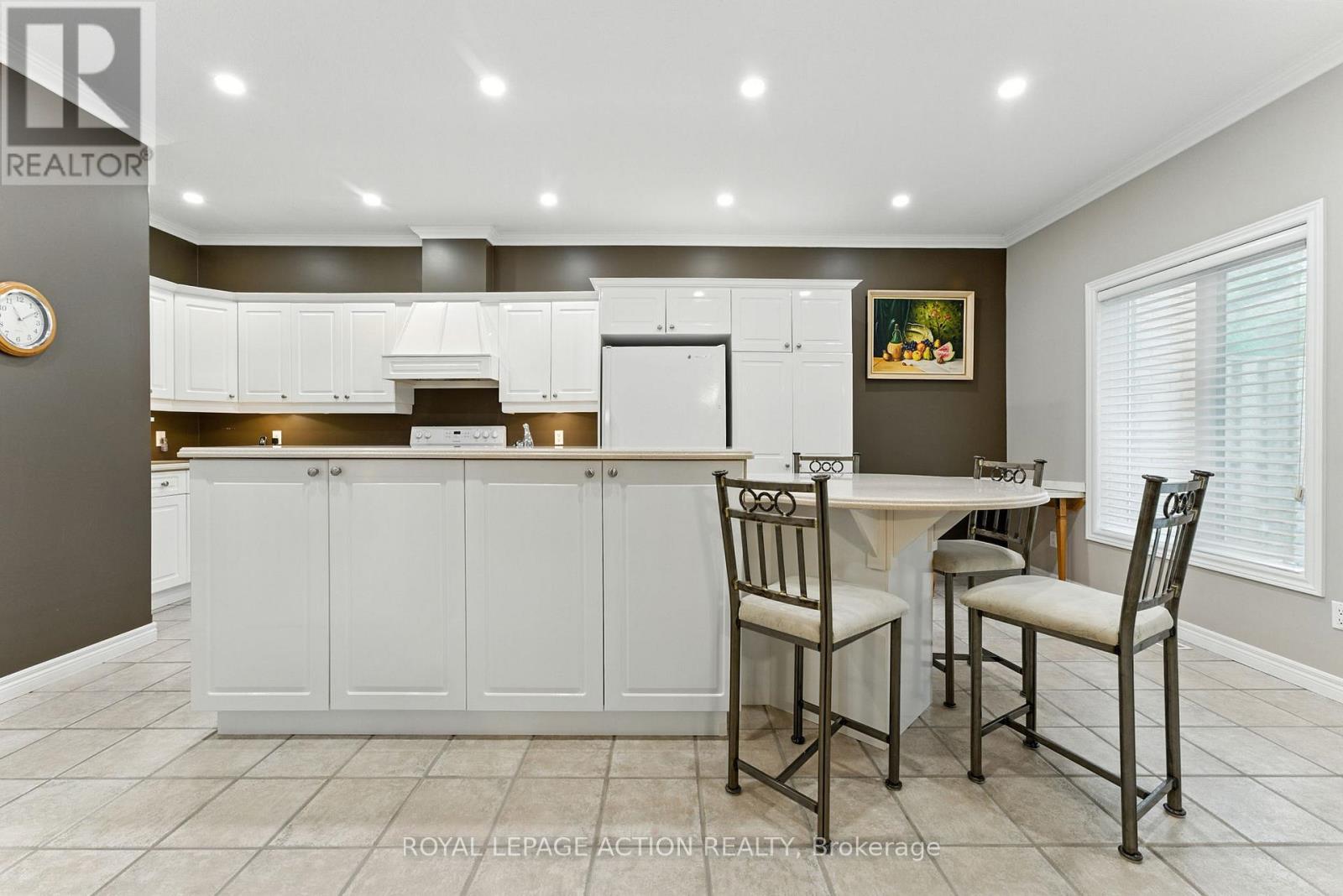 16 - 24 Hardy Road, Brantford, Ontario N3T 5K6 - Photo 15 - X12550666