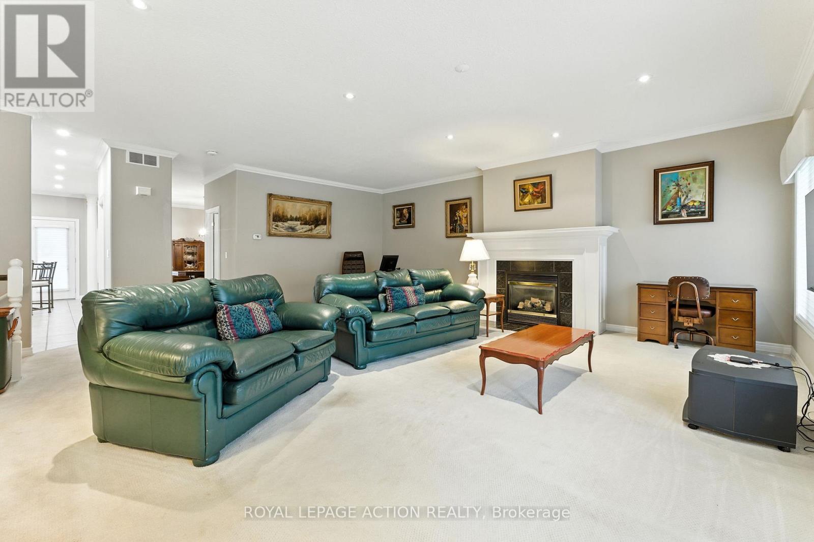 16 - 24 Hardy Road, Brantford, Ontario N3T 5K6 - Photo 9 - X12550666