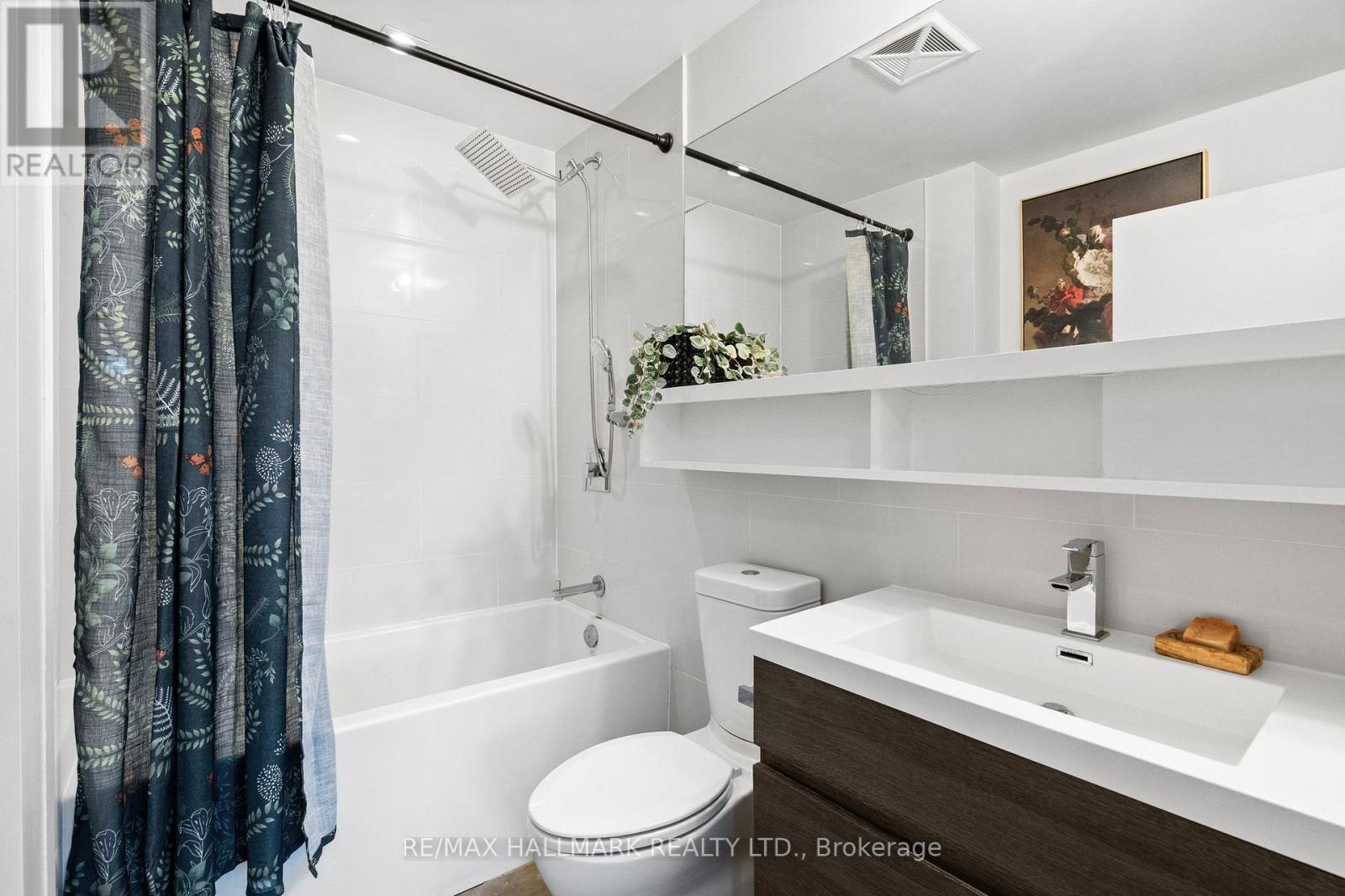 207 - 1239 Dundas Street W, Toronto, Ontario  M6J 1X6 - Photo 22 - C12550686