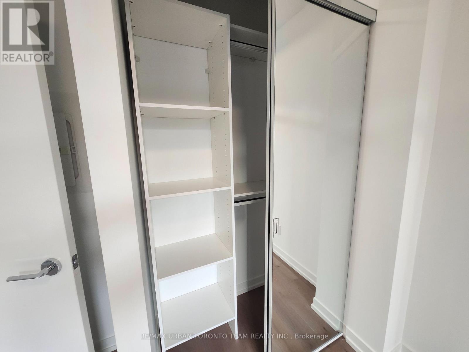 301 - 771 Yonge Street, Toronto, Ontario  M4W 2G4 - Photo 5 - C12550688