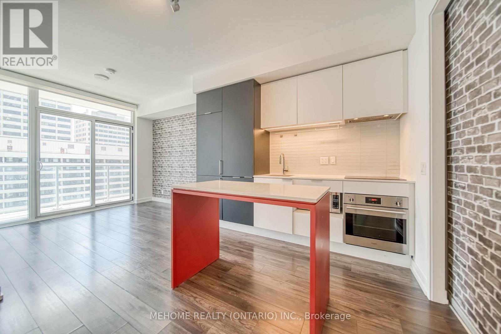 1307 - 33 Helendale Avenue, Toronto, Ontario  M4R 1C5 - Photo 10 - C12550722