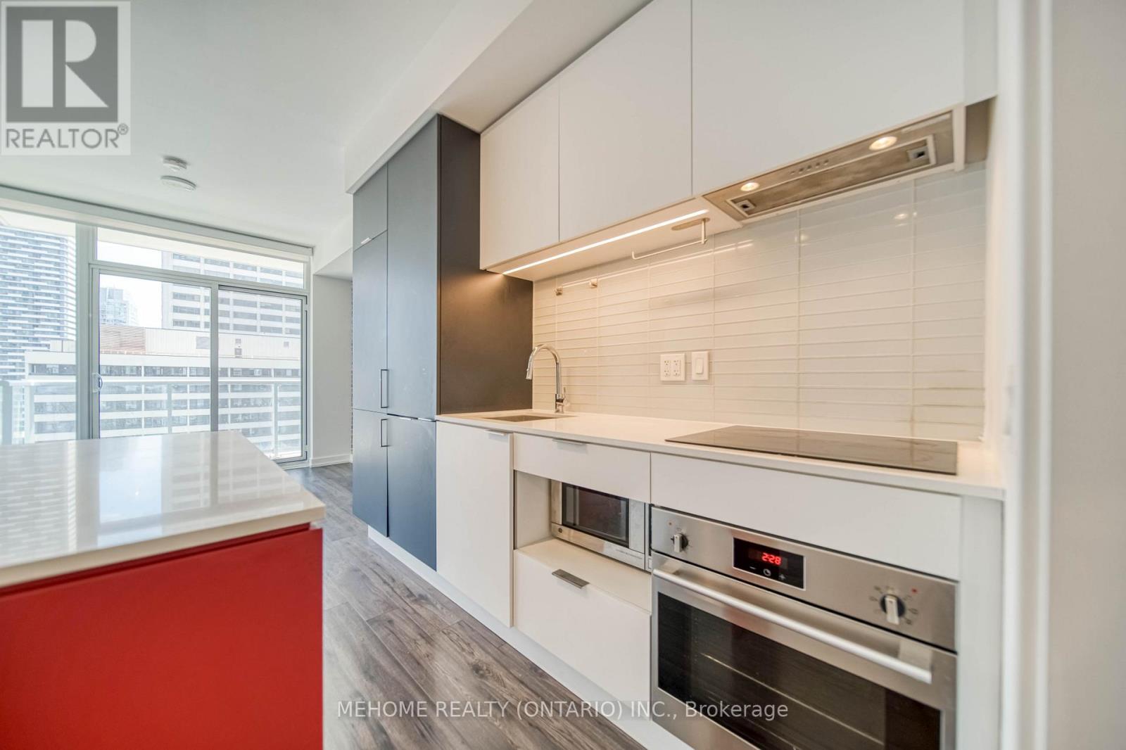 1307 - 33 Helendale Avenue, Toronto, Ontario  M4R 1C5 - Photo 13 - C12550722