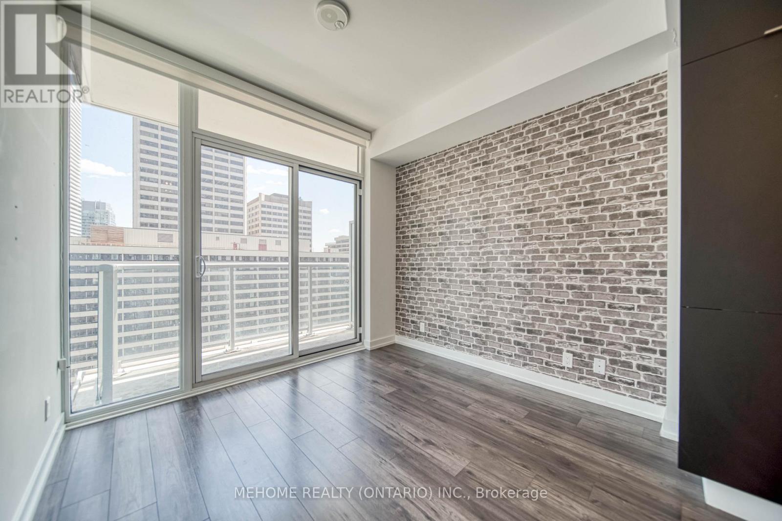 1307 - 33 Helendale Avenue, Toronto, Ontario  M4R 1C5 - Photo 17 - C12550722