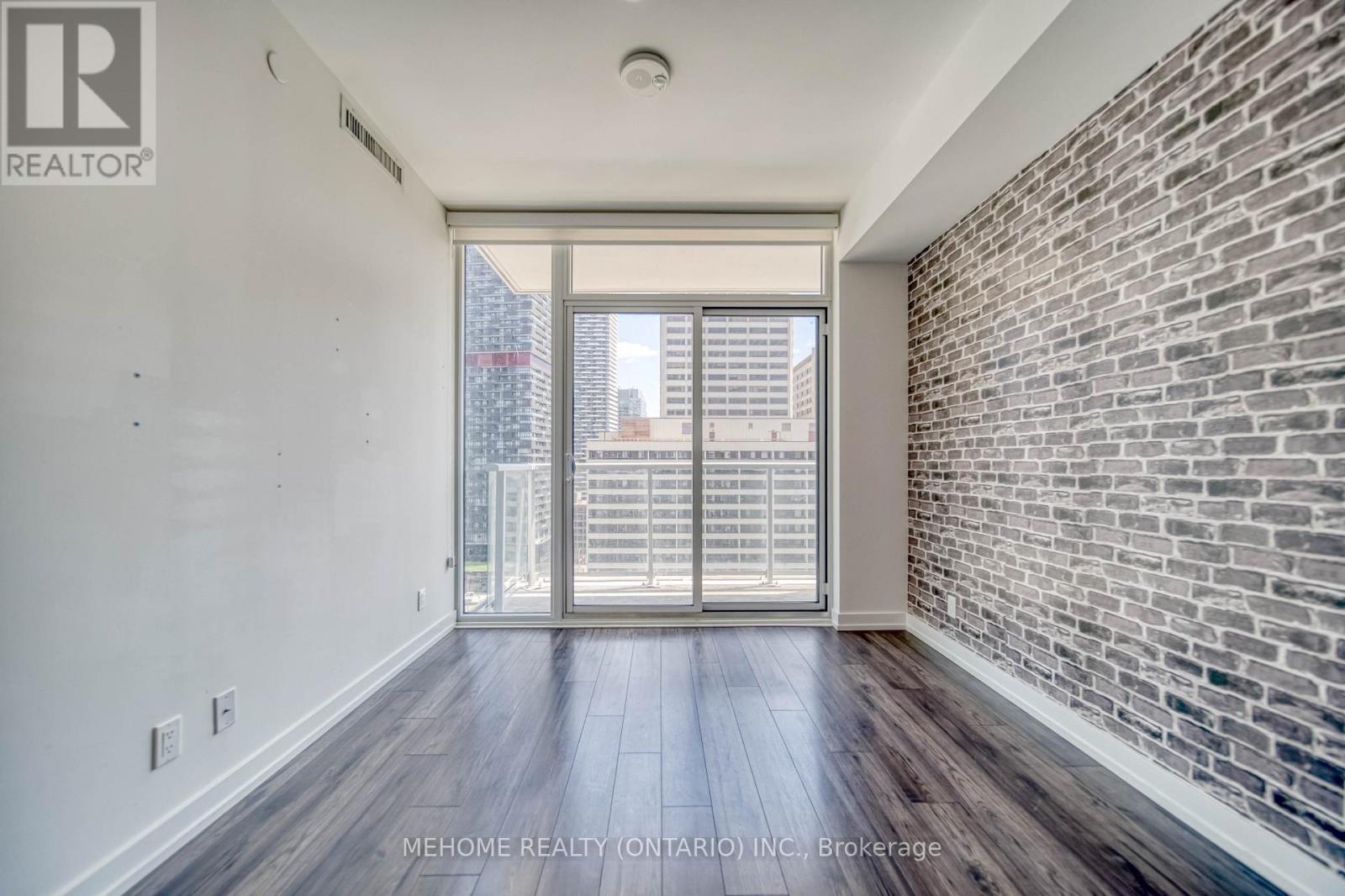 1307 - 33 Helendale Avenue, Toronto, Ontario  M4R 1C5 - Photo 18 - C12550722