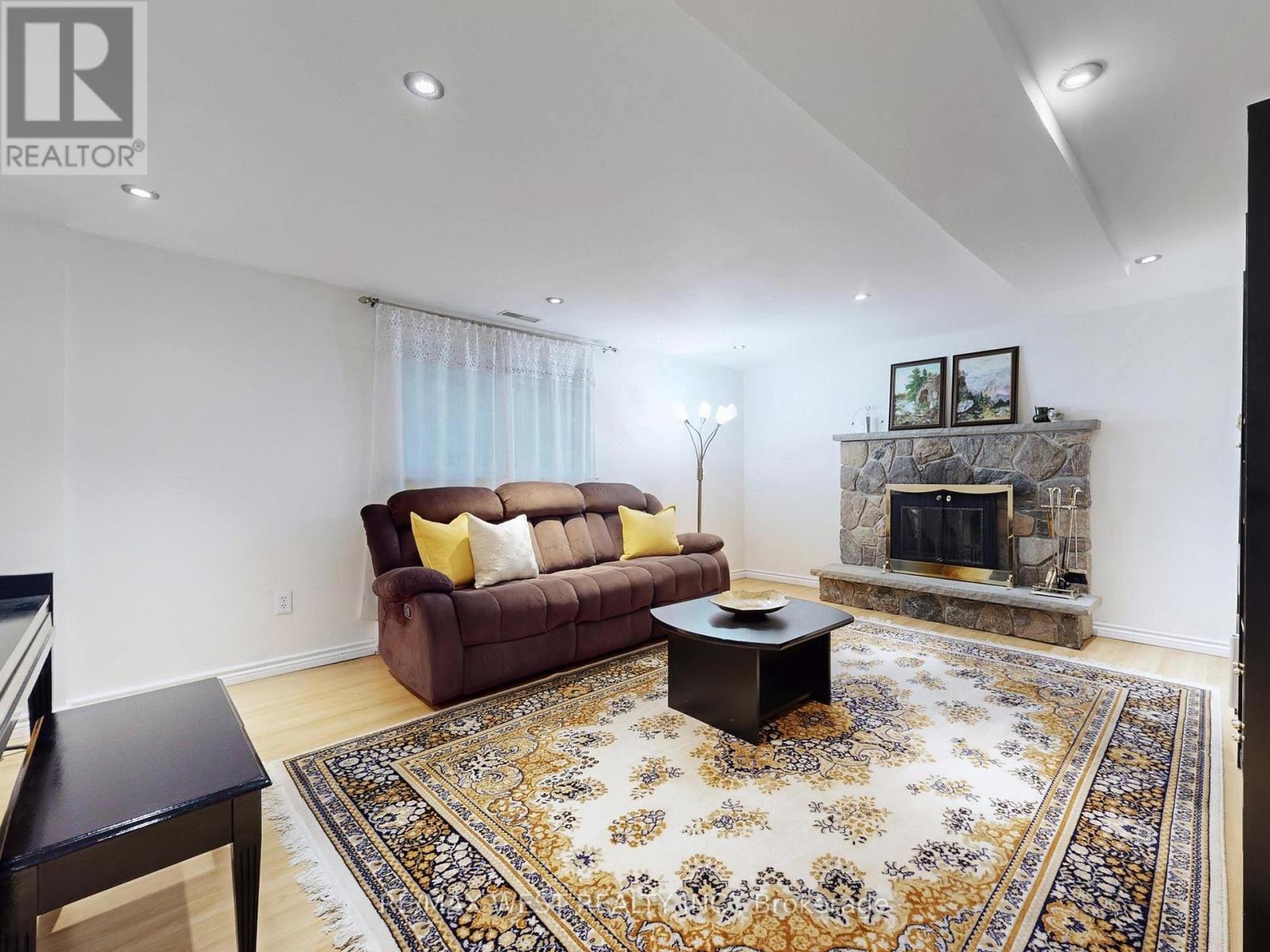 14 Chalet Road, Toronto, Ontario  M2J 3V4 - Photo 32 - C12550728