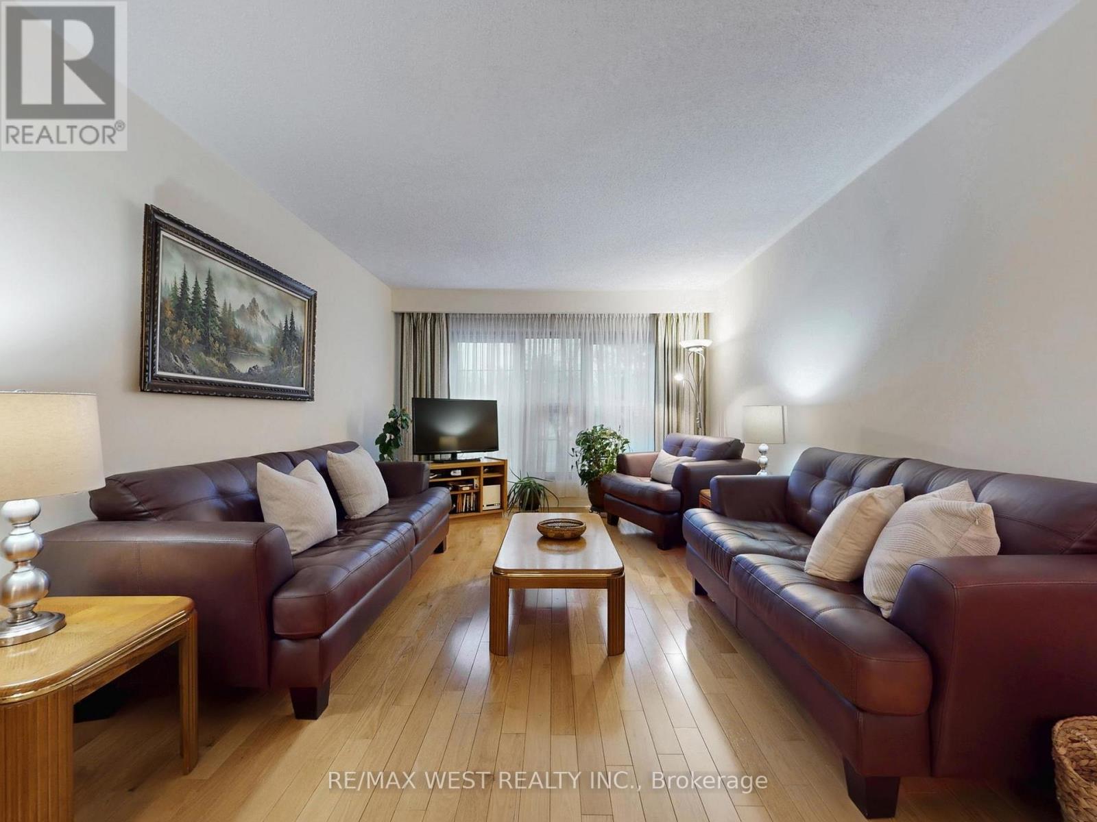 14 Chalet Road, Toronto, Ontario  M2J 3V4 - Photo 5 - C12550728