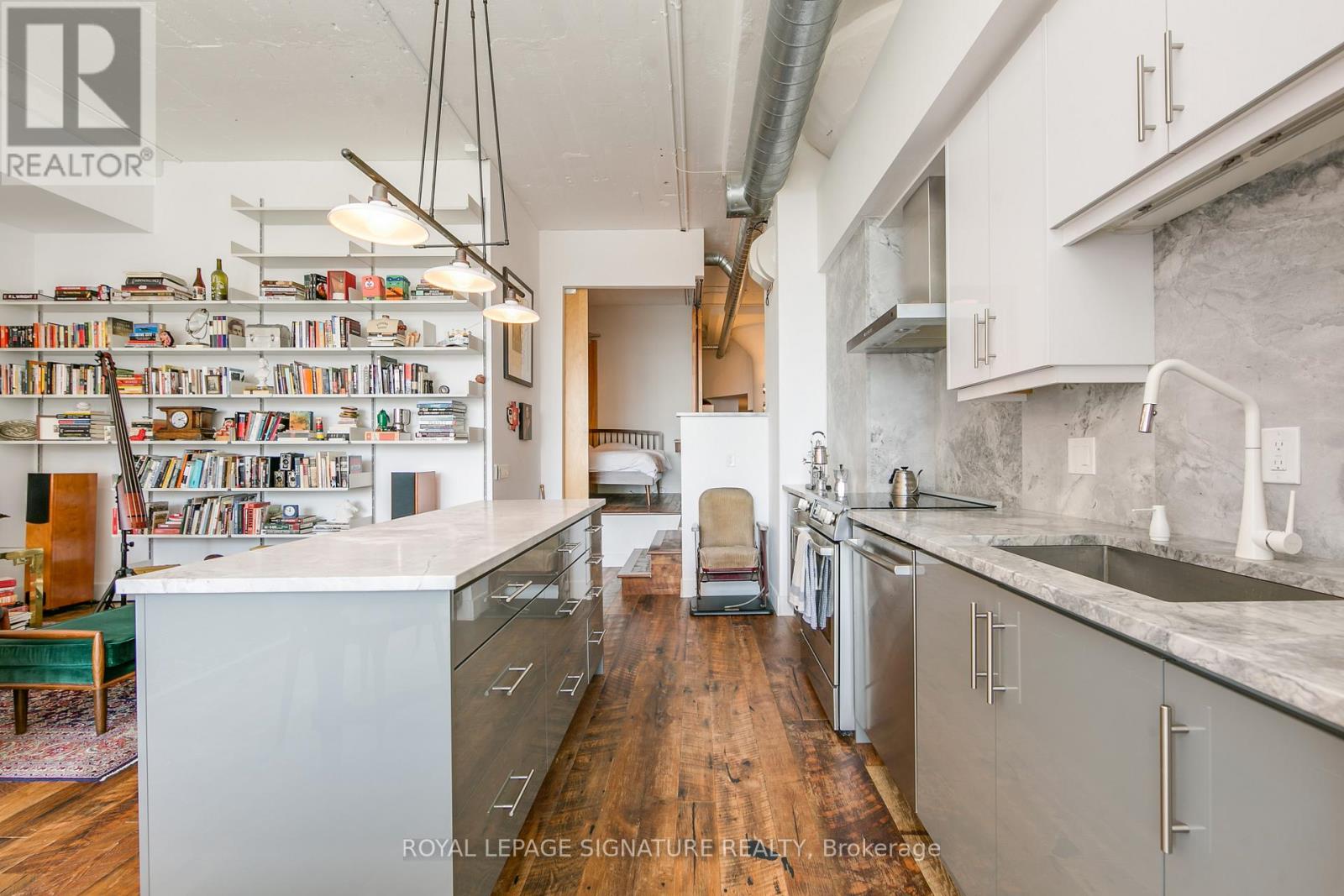 842 - 155 Dalhousie Street, Toronto, Ontario  M5B 2P7 - Photo 17 - C12550824