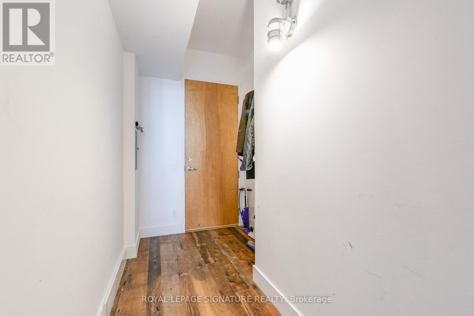 842 - 155 Dalhousie Street, Toronto, Ontario  M5B 2P7 - Photo 3 - C12550824