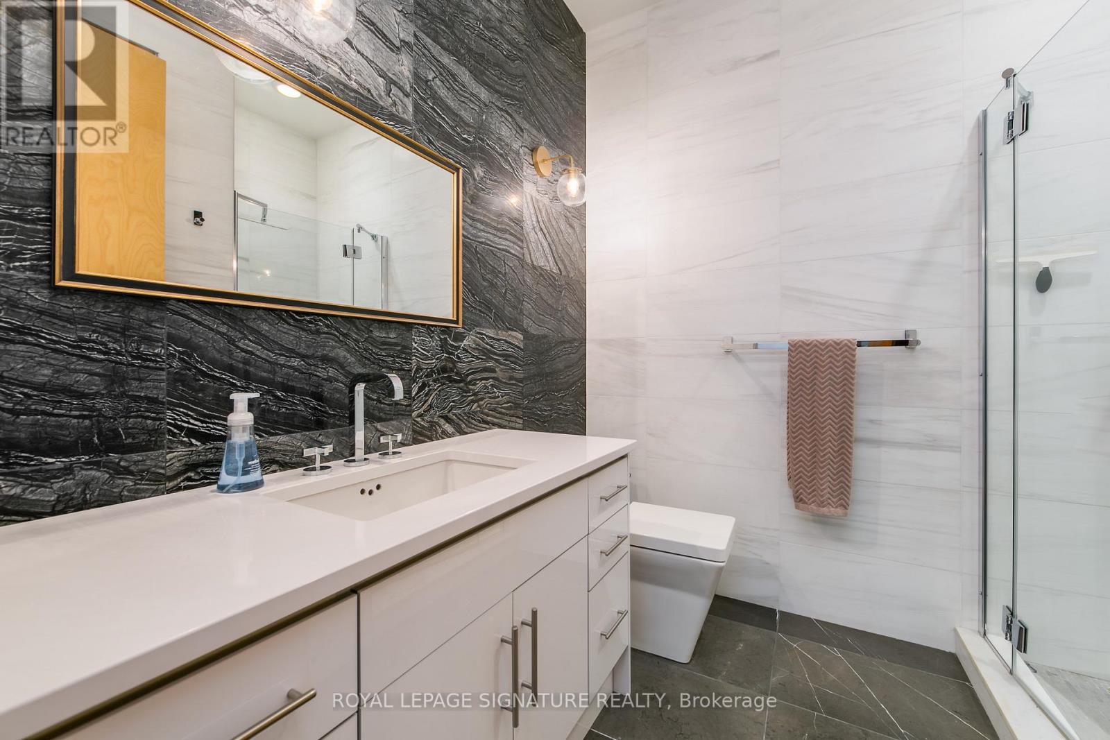 842 - 155 Dalhousie Street, Toronto, Ontario  M5B 2P7 - Photo 37 - C12550824