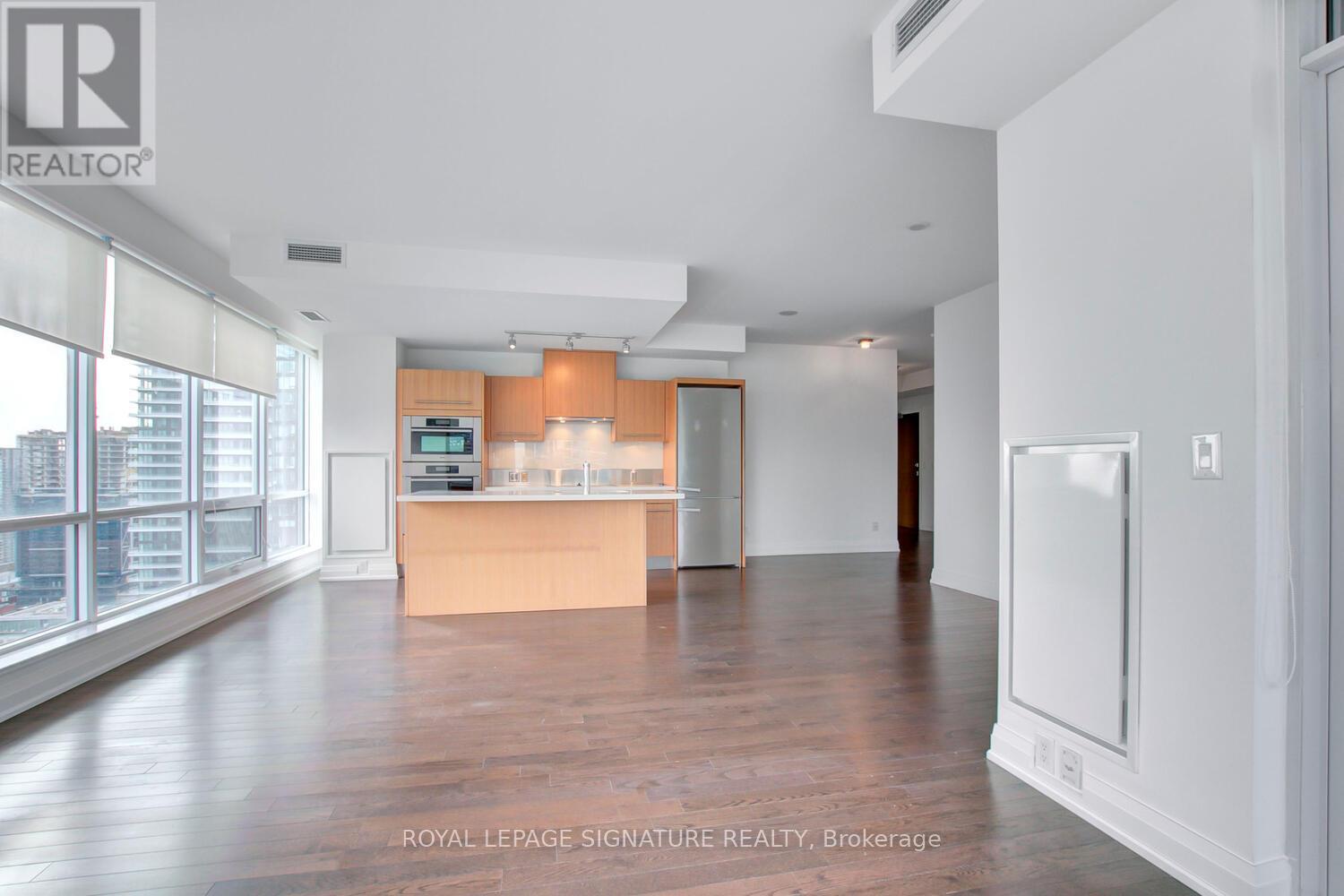 3211 - 80 John Street, Toronto, Ontario  M5V 3X4 - Photo 5 - C12550872