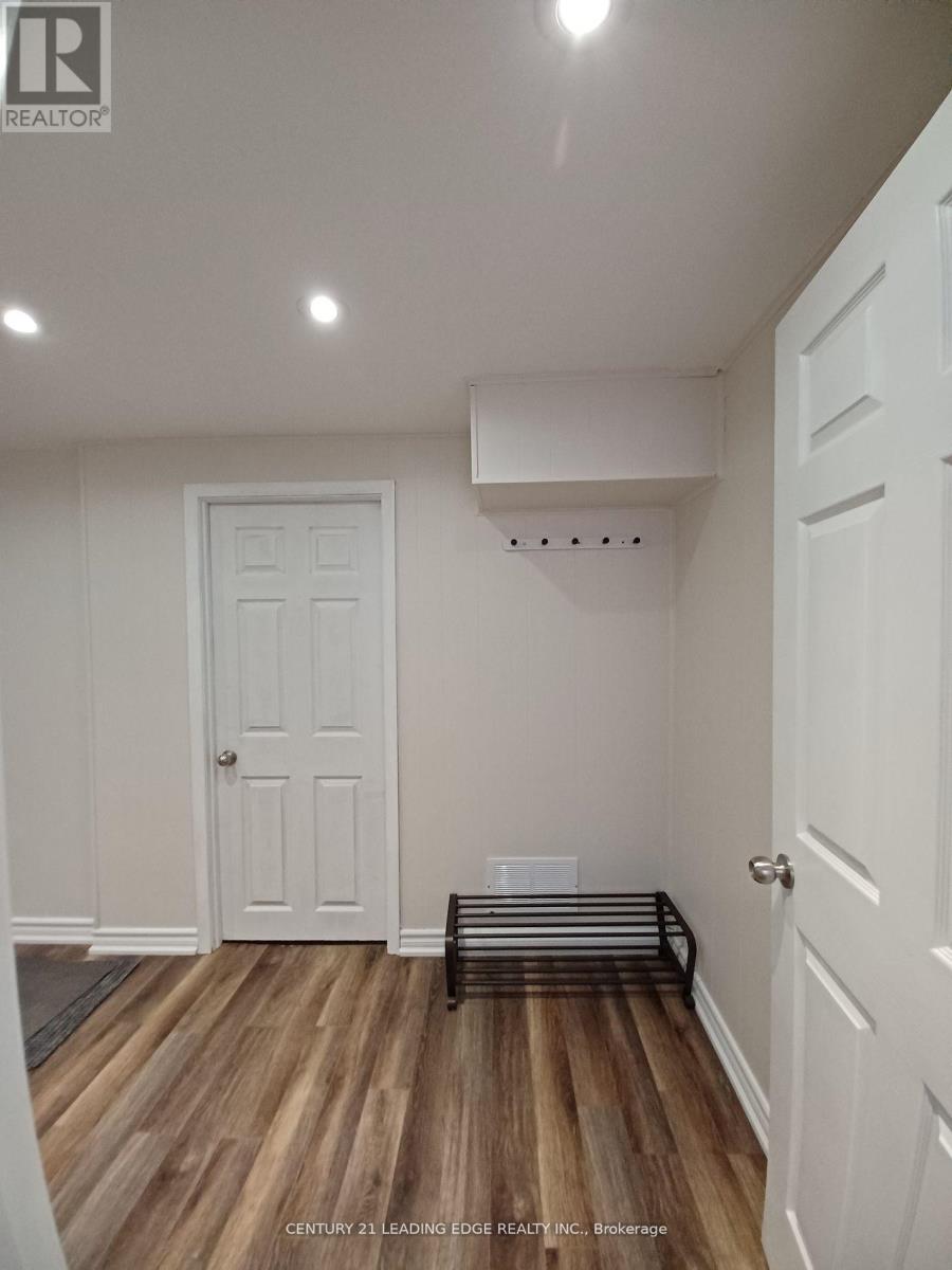 Bsmt - 87 Pinemore Crescent, Toronto, Ontario  M3A 1W5 - Photo 10 - C12550882