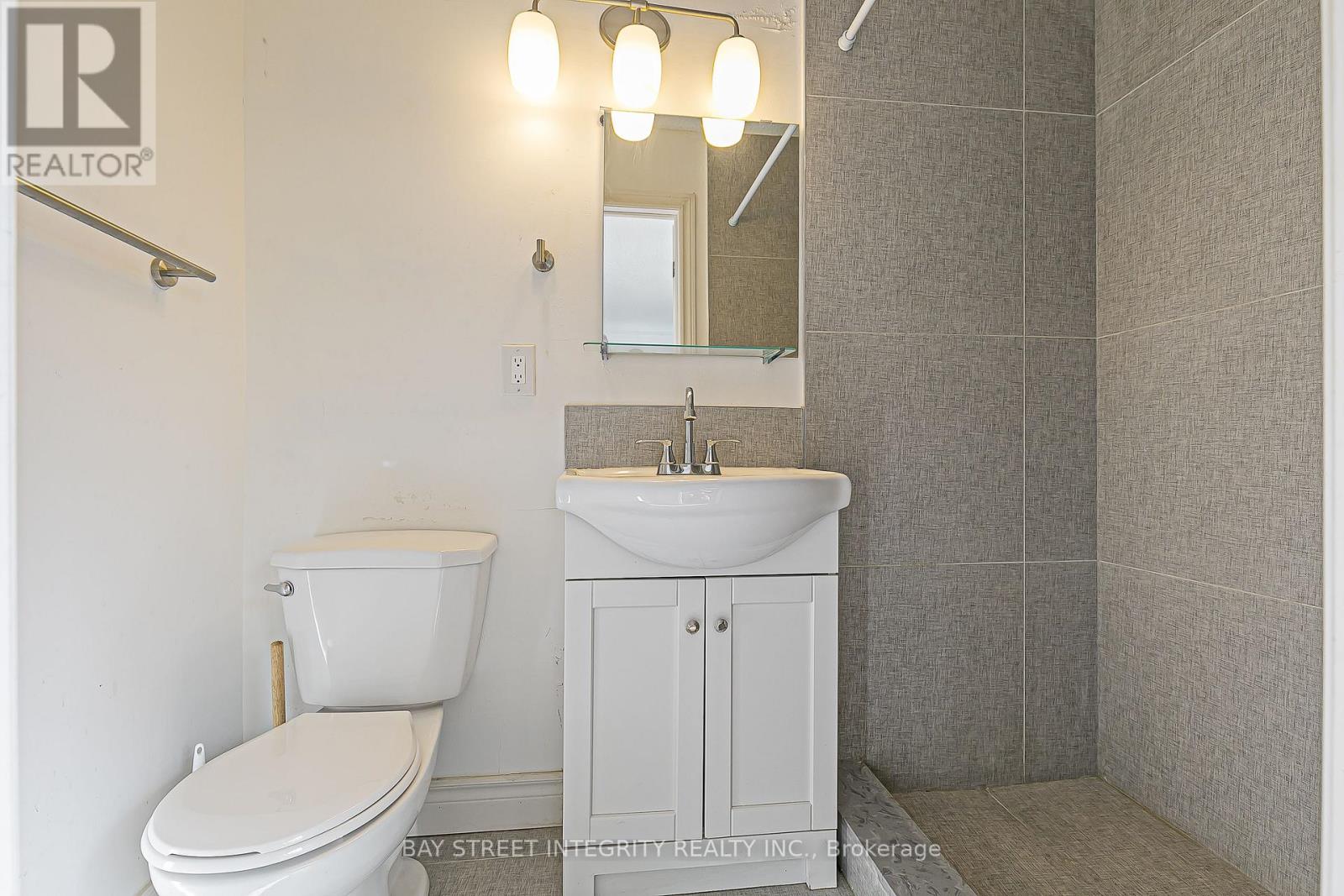 160 Cummer Avenue, Toronto, Ontario  M2M 2E7 - Photo 8 - C12550906