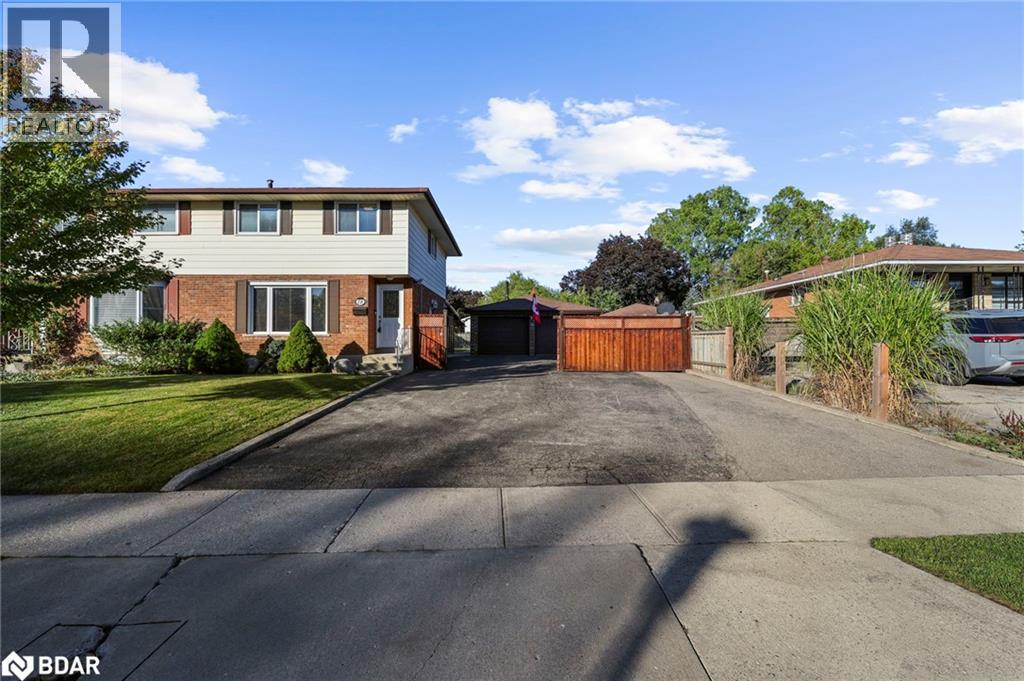 78 Chalmers Street S, Cambridge, Ontario  N1R 6A6 - Photo 2 - 40776452