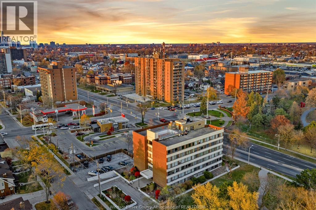 MLS# 25028850: 2144 PELISSIER Unit# 602, Windsor, Canada