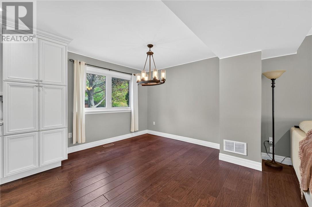 15 Rodney Street, Barrie, Ontario  L4M 4B5 - Photo 20 - 2125666