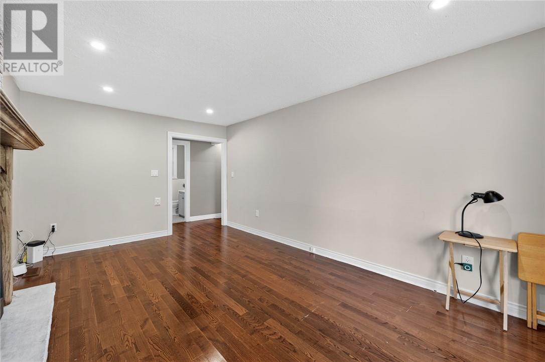 15 Rodney Street, Barrie, Ontario  L4M 4B5 - Photo 24 - 2125666