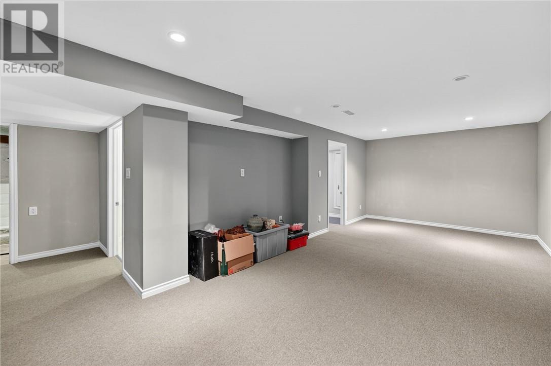 15 Rodney Street, Barrie, Ontario  L4M 4B5 - Photo 41 - 2125666