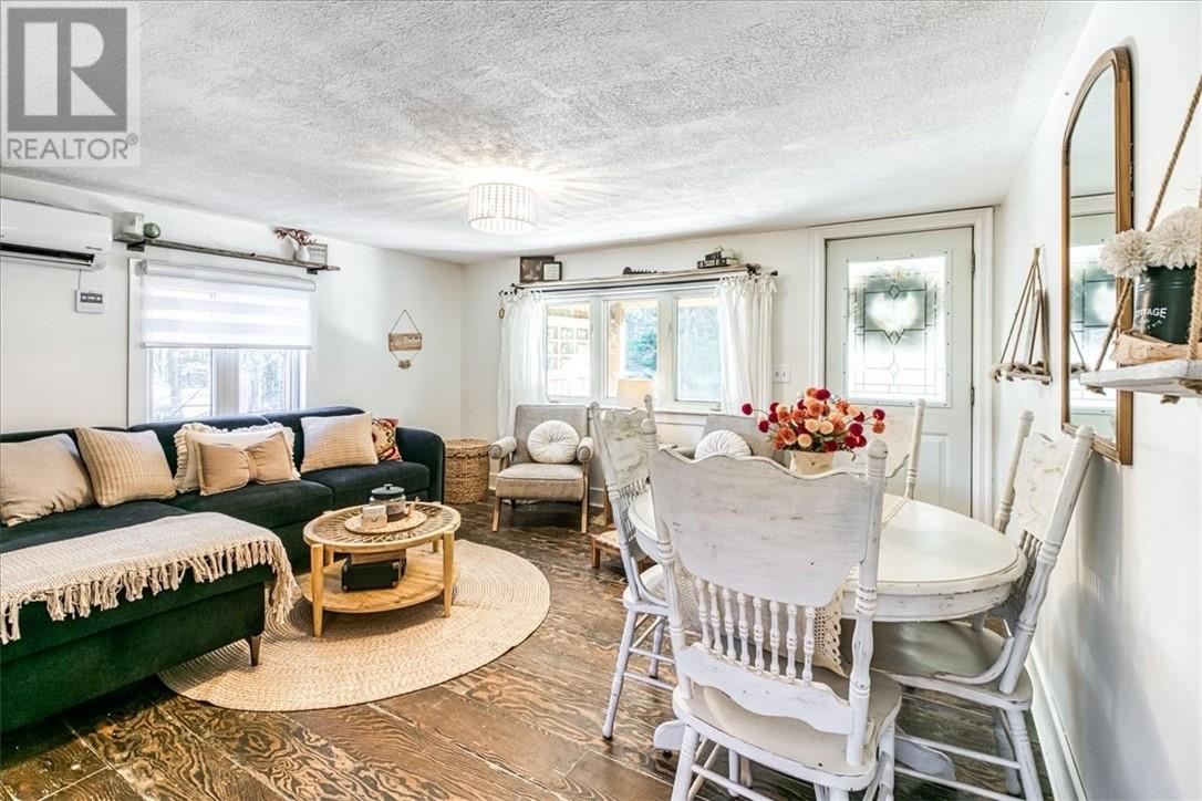 50 Fen Road, Whitefish, Ontario  P0M 3E0 - Photo 13 - 2125573