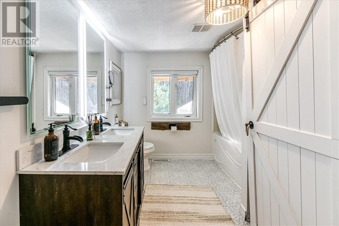 50 Fen Road, Whitefish, Ontario  P0M 3E0 - Photo 18 - 2125573