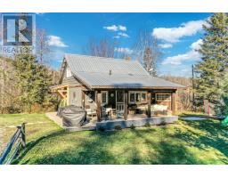 50 Fen Road, Whitefish, Ontario