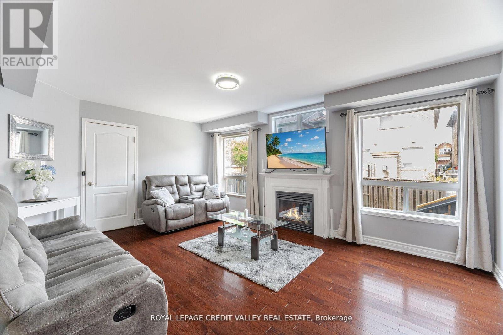 12 GREENHALF DRIVE, Ajax, Ontario