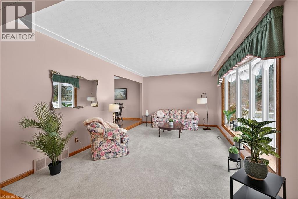 580 Woodhill Road, Flamborough, Ontario L0R 2B0 - Photo 6 - 40787734