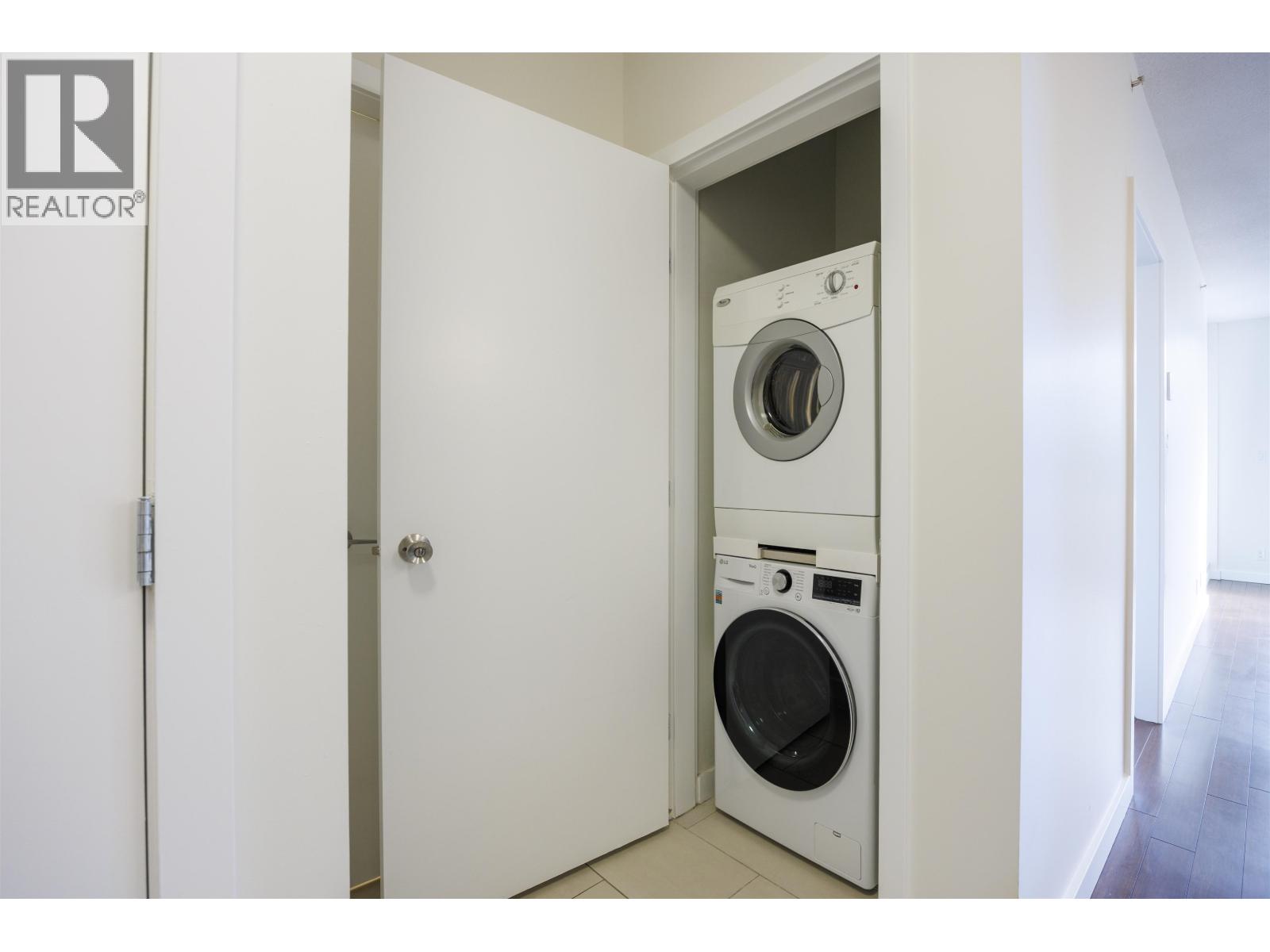 705 280 Ross Drive, New Westminster, British Columbia  V3L 0C2 - Photo 18 - R3066399