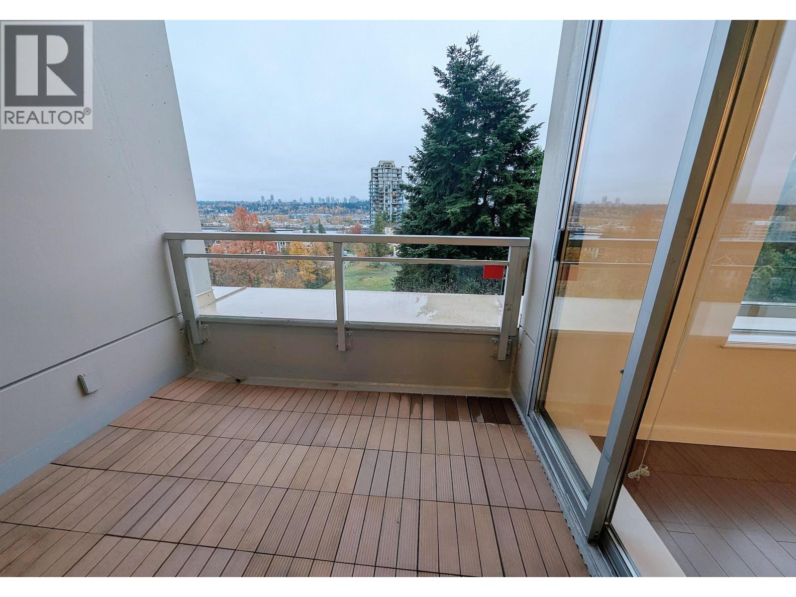 705 280 Ross Drive, New Westminster, British Columbia  V3L 0C2 - Photo 27 - R3066399