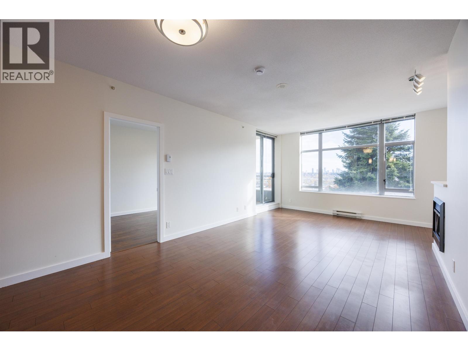 705 280 Ross Drive, New Westminster, British Columbia  V3L 0C2 - Photo 8 - R3066399